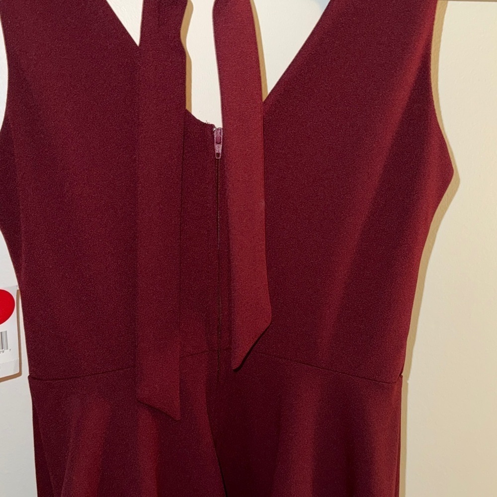 B. Smart Deep Red Dress - Picture 4 of 5